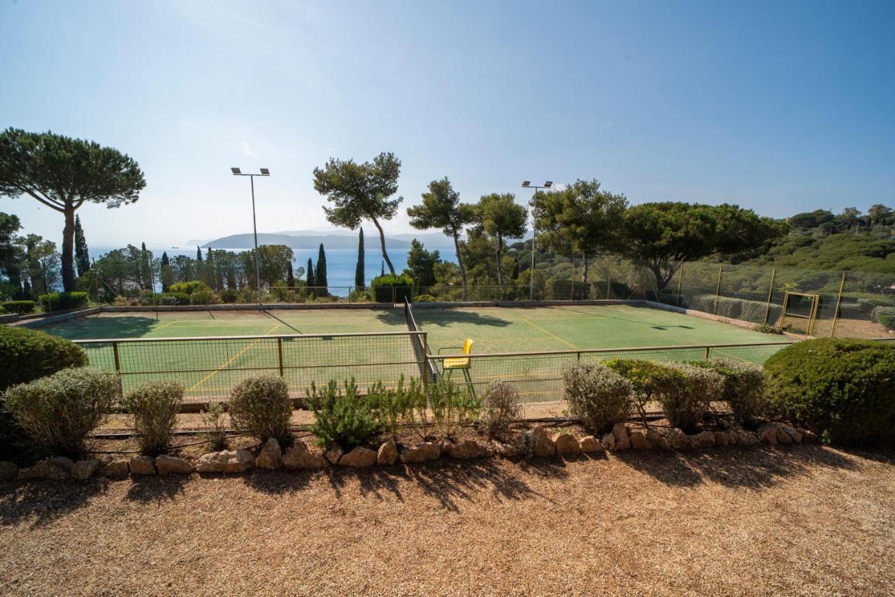 קאפוליברי Residence Le Grazie Est מראה חיצוני תמונה