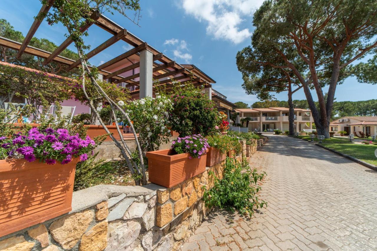 קאפוליברי Residence Le Grazie Est מראה חיצוני תמונה