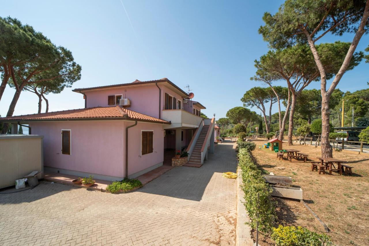 קאפוליברי Residence Le Grazie Est מראה חיצוני תמונה